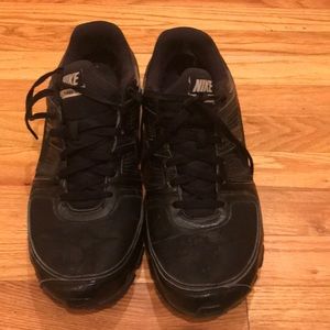 Men’s Nike shox size 13